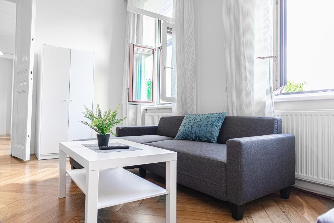 Apartmán Brilliant 2Br Apt. Near Akh-Hospital Vídeň Exteriér fotografie