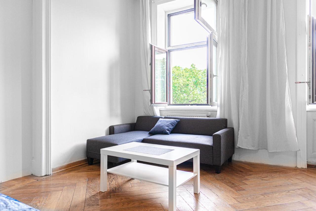 Apartmán Brilliant 2Br Apt. Near Akh-Hospital Vídeň Exteriér fotografie