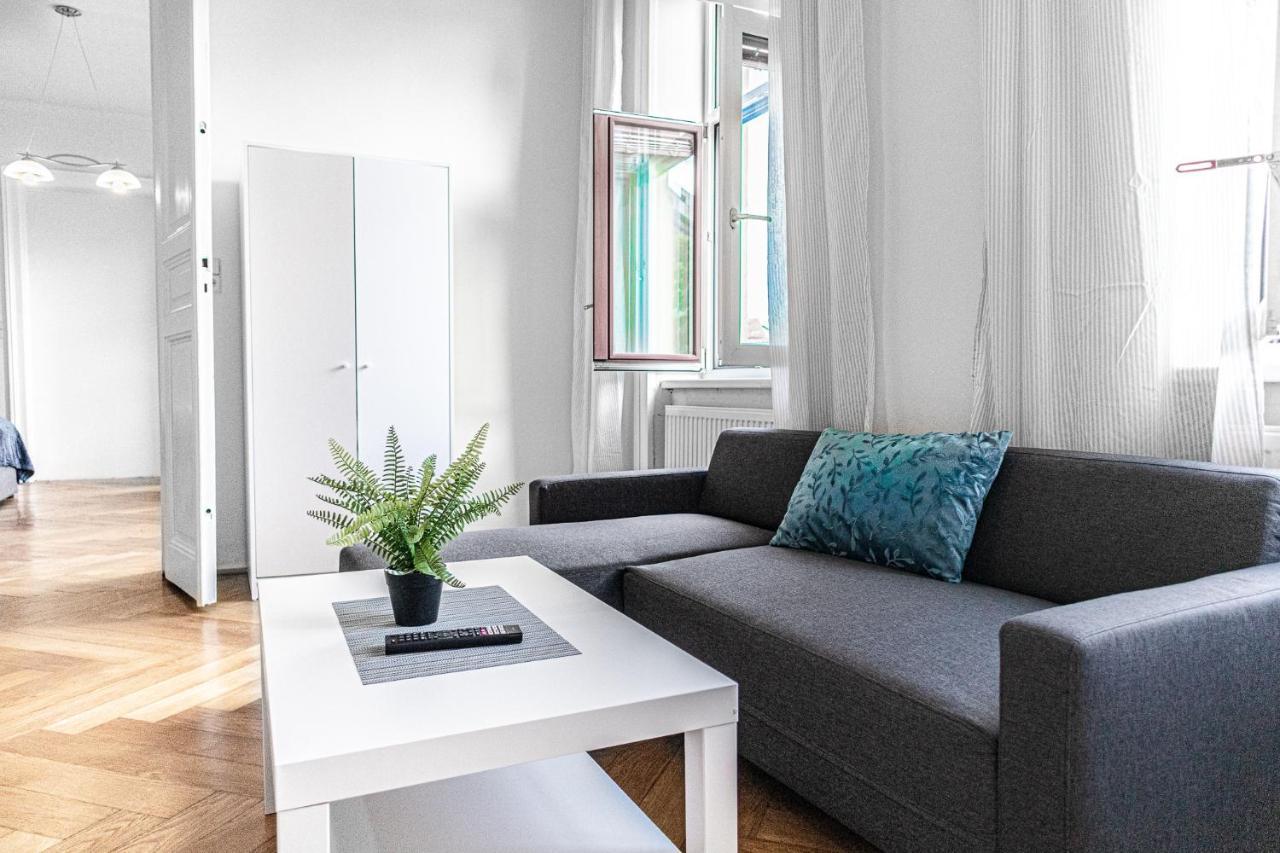 Apartmán Brilliant 2Br Apt. Near Akh-Hospital Vídeň Exteriér fotografie